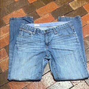 Gap size 12/31. 1969 boyfriend blue jeans.